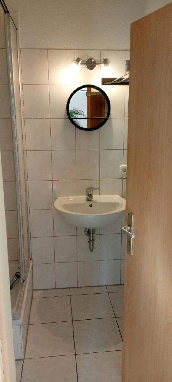 Forrest Apartments In Freiberg Min Stay 2 Nights Max Number Of Guest 1 Aprt 1 Extérieur photo